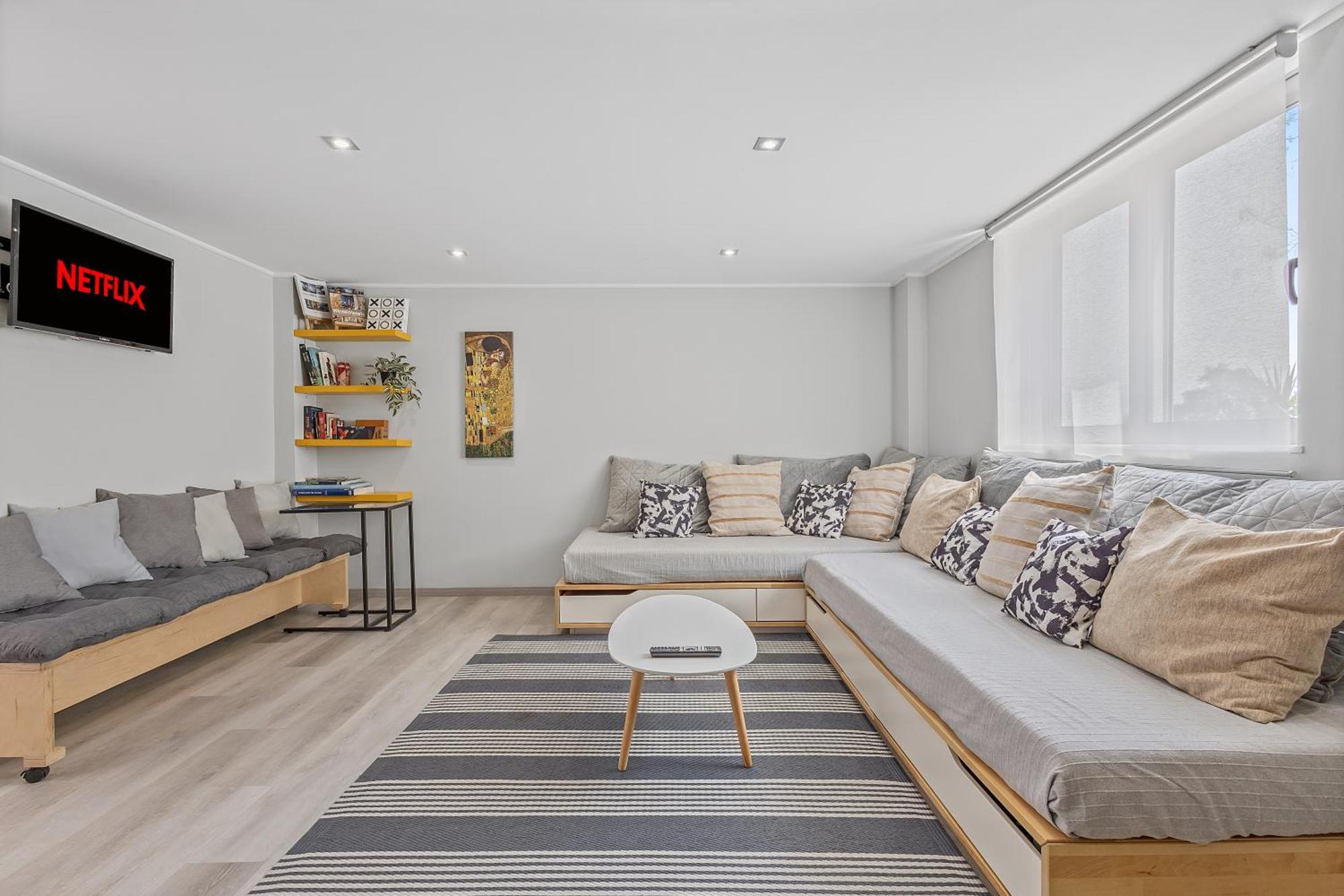 Kyma Holiday Loft Артемида Екстериор снимка